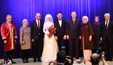 Cumhurbaşkanı Erdoğan, Üsküdar’da nikah törenine katıldı