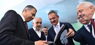 Milli Eğitim Bakanı Özer, Üsküdar’da kütüphane açılışına katıldı